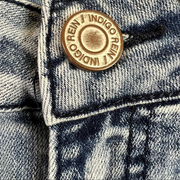 Indigo Rein Forever Distressed Denim Shorts. Sz 3 - Picture 2 of 11